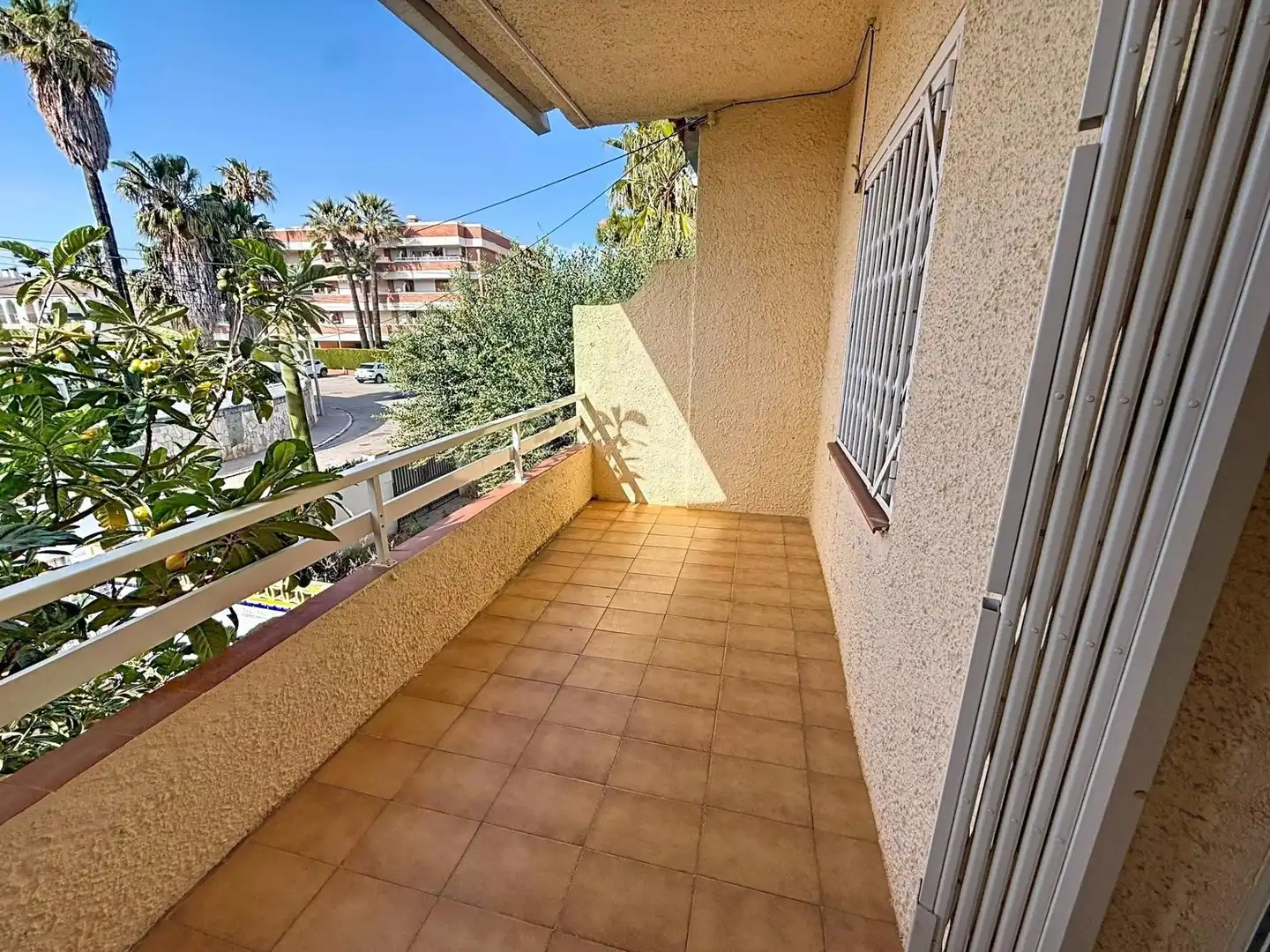 Terrasse von Einfamilien-Reihenhaus zum Verkauf in El Vendrell mit Terrasse und Balkon