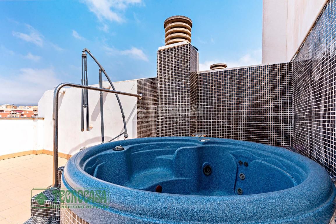 Swimming pool of Flat for sale in El Ejido  with Air Conditioner, Heating and Parquet flooring