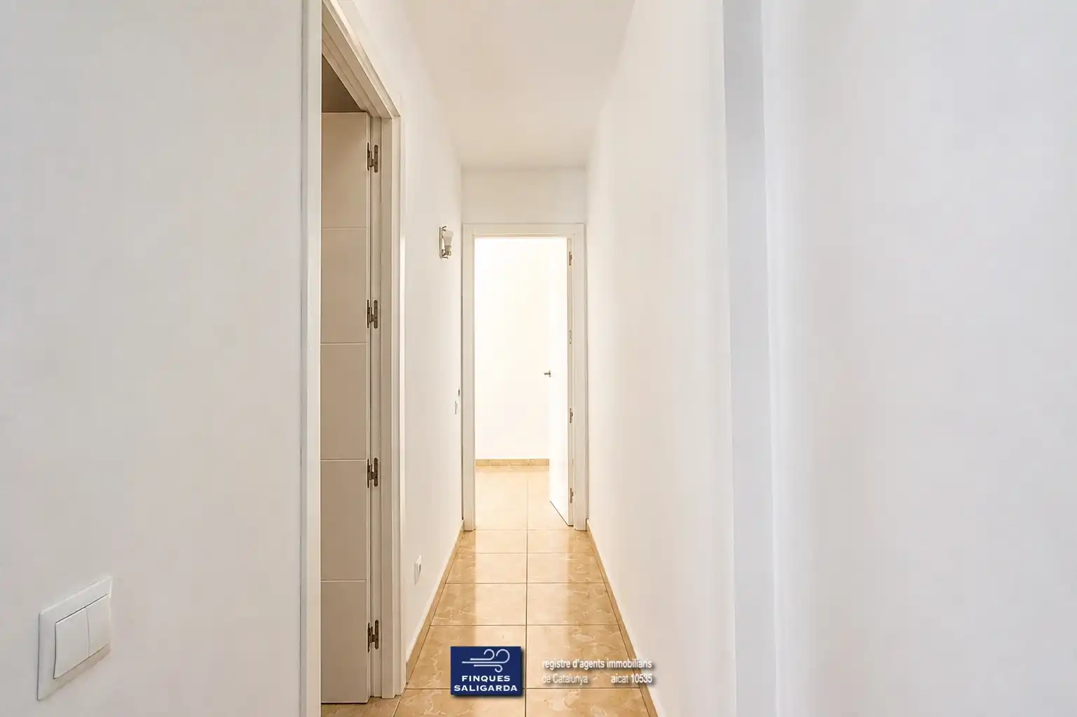 Maisonette zum Verkauf in Santa Eulàlia de Ronçana mit Klimaanlage, Heizung und Terrasse