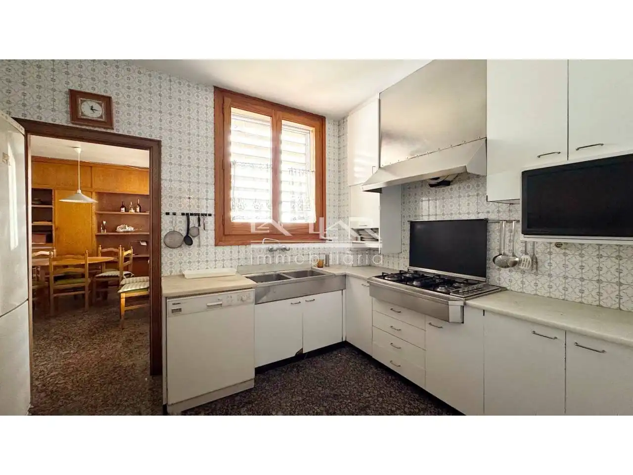 Cuina de Casa o xalet en venda en Vic amb Calefacció, Jardí privat i Parquet