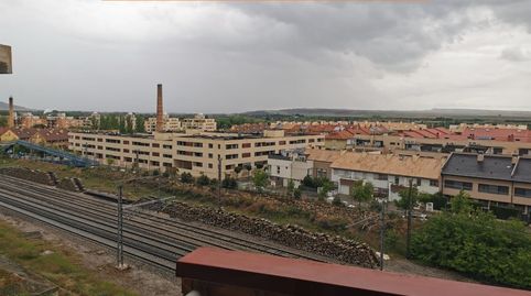 Foto 5 de Piso en venta en Camino Caritat, Griseras - Gardachales, Tudela