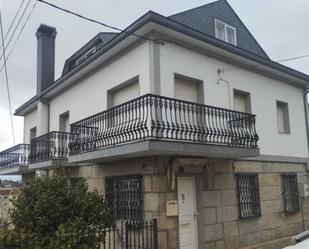 Vista exterior de Casa o xalet en venda en Ourense Capital  amb Calefacció, Jardí privat i Terrassa