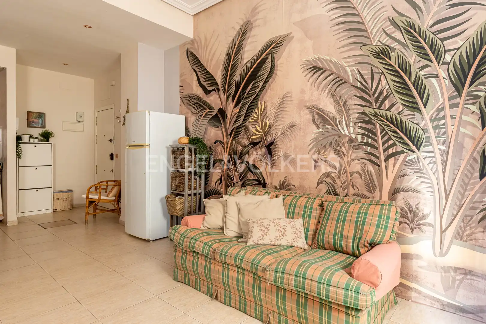 Study for rent in Santa Catalina