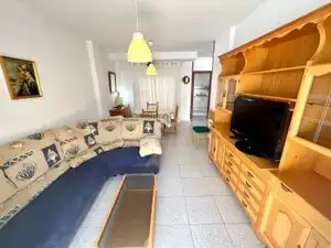 Sala d'estar de Casa adosada de lloguer en Almuñécar amb Terrassa, Moblat i Balcó