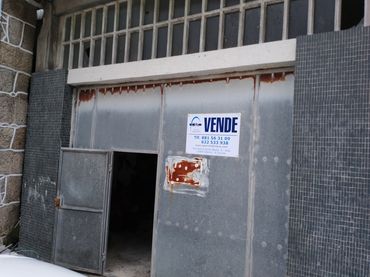 Local comercial en venta en Rua Francisco Lorenzo Mariño 104