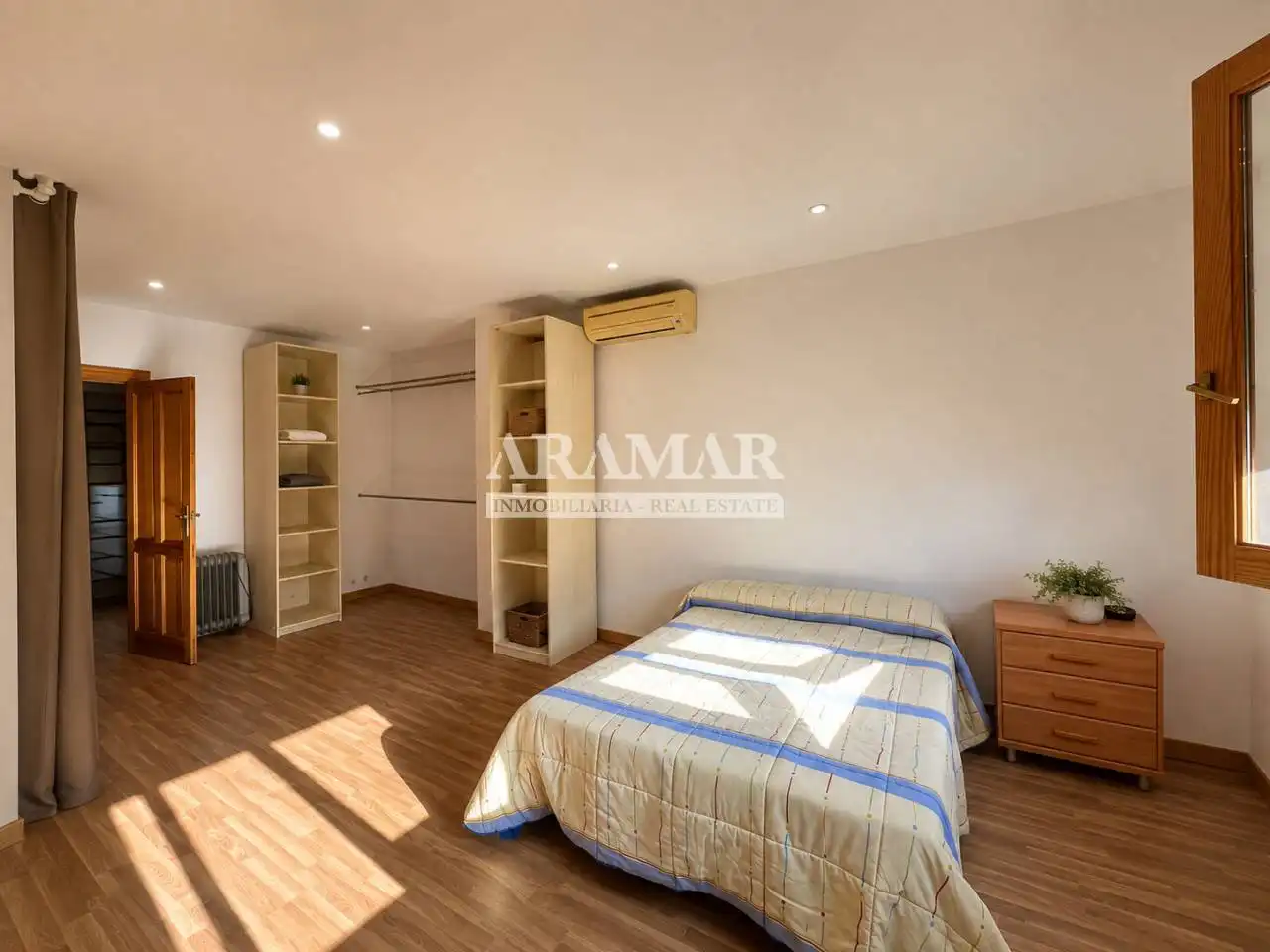 Dormitori de Casa adosada en venda en Pego amb Terrassa
