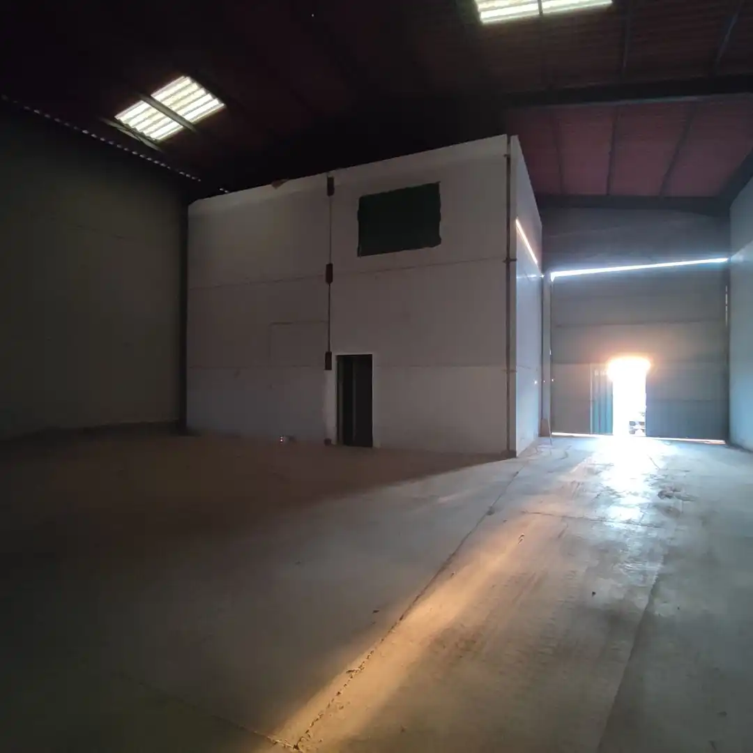 Nave industrial en venta en Pedro Abad