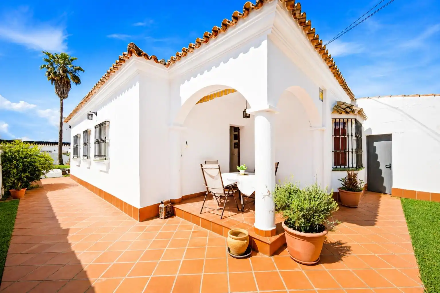 Terrassa de Casa o xalet en venda en Chiclana de la Frontera amb Jardí privat, Terrassa i Traster