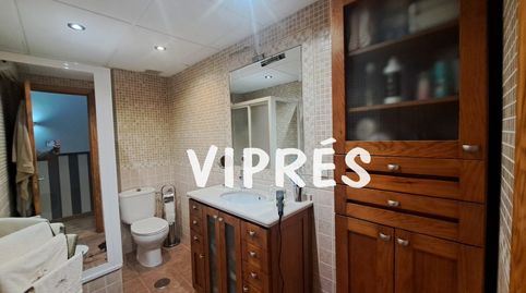 Bonito piso en Sierra de Fuentes, totalmente reformado. La vivienda consta de tres habitaciones , un baño completo con plato con p, imatge 4