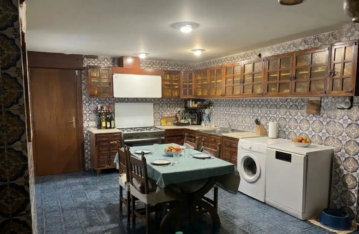 Cuina de Casa o xalet en venda en Zaragoza amb Aire condicionat, Calefacció i Jardí privat