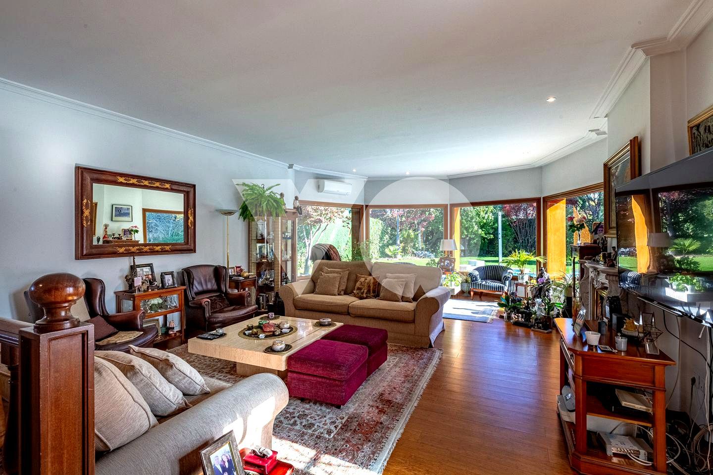 Sala de estar de Casa o chalet en venta en  Madrid Capital con Aire acondicionado, Calefacción y Jardín privado