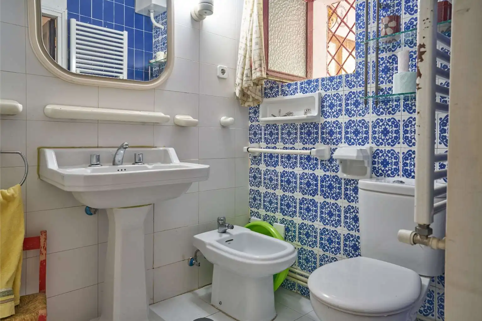 Bathroom of Detached homes for sale in Valdetorres de Jarama  with Private garden, Terrace and Swimming Pool