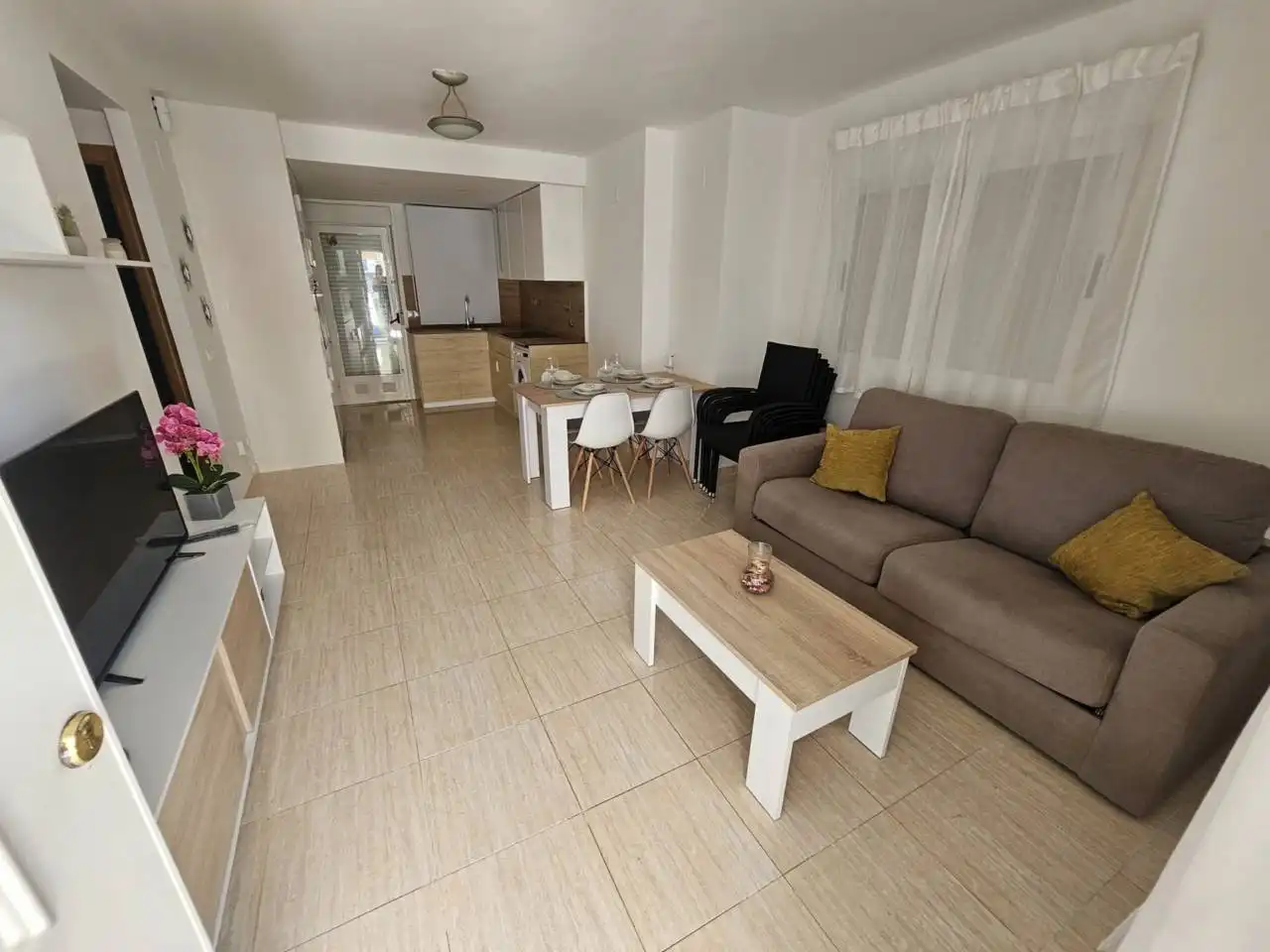 Piso con piscina en venta en Avenida Jardín