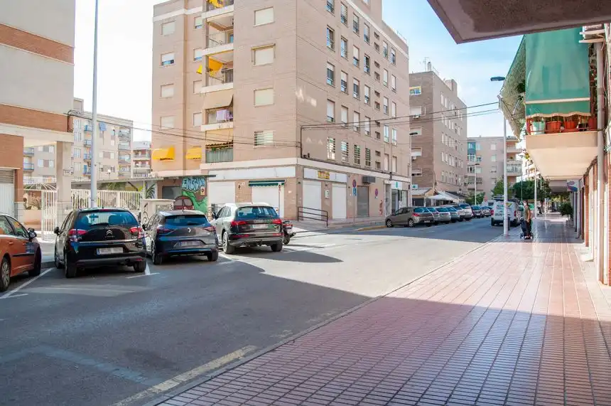 Außenansicht von Geschaftsraum zur Miete in Santa Pola