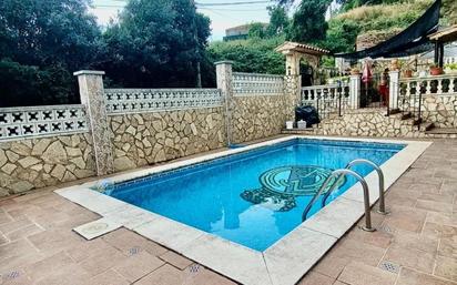 Piscina de Casa o xalet en venda en Pineda de Mar amb Terrassa i Piscina