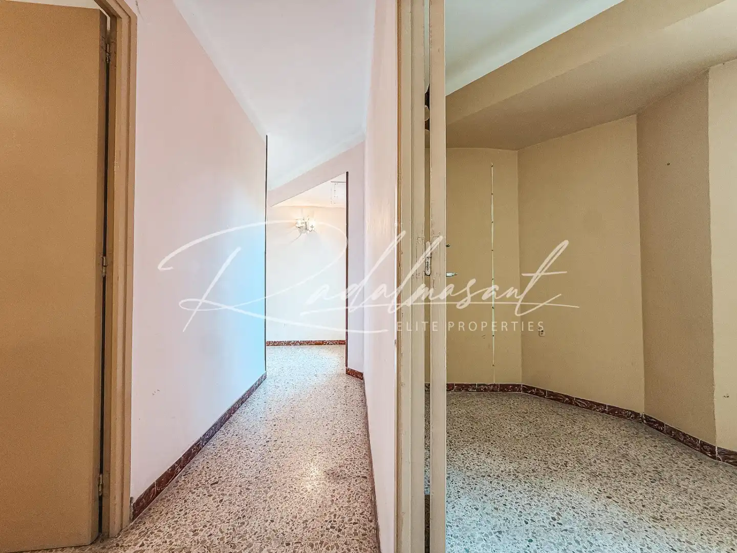 Piso en venta en Reus con Aire acondicionado, Calefacción y Terraza