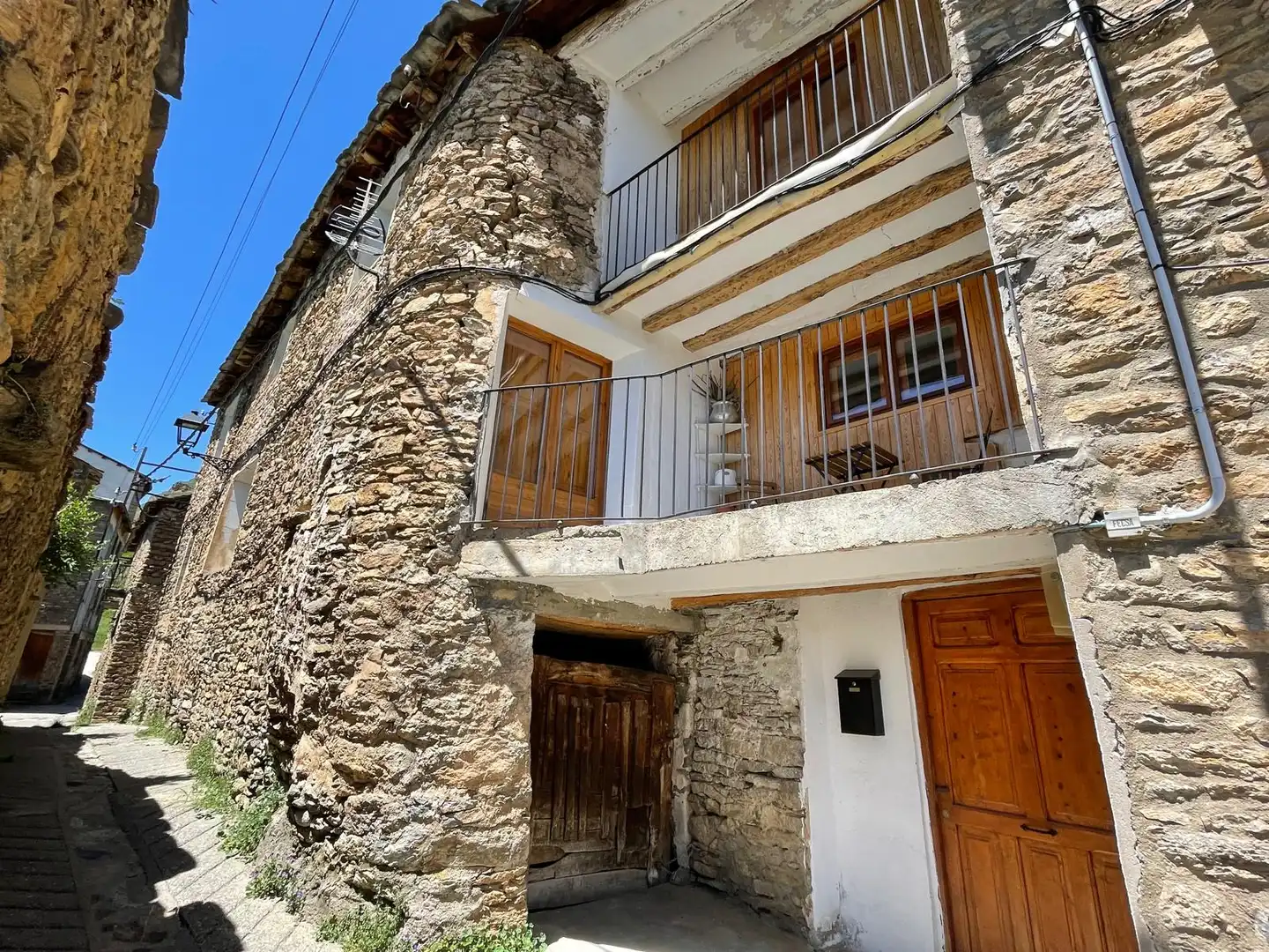 Vista exterior de Casa o chalet en venta en Sort con Calefacción, Parquet y Terraza
