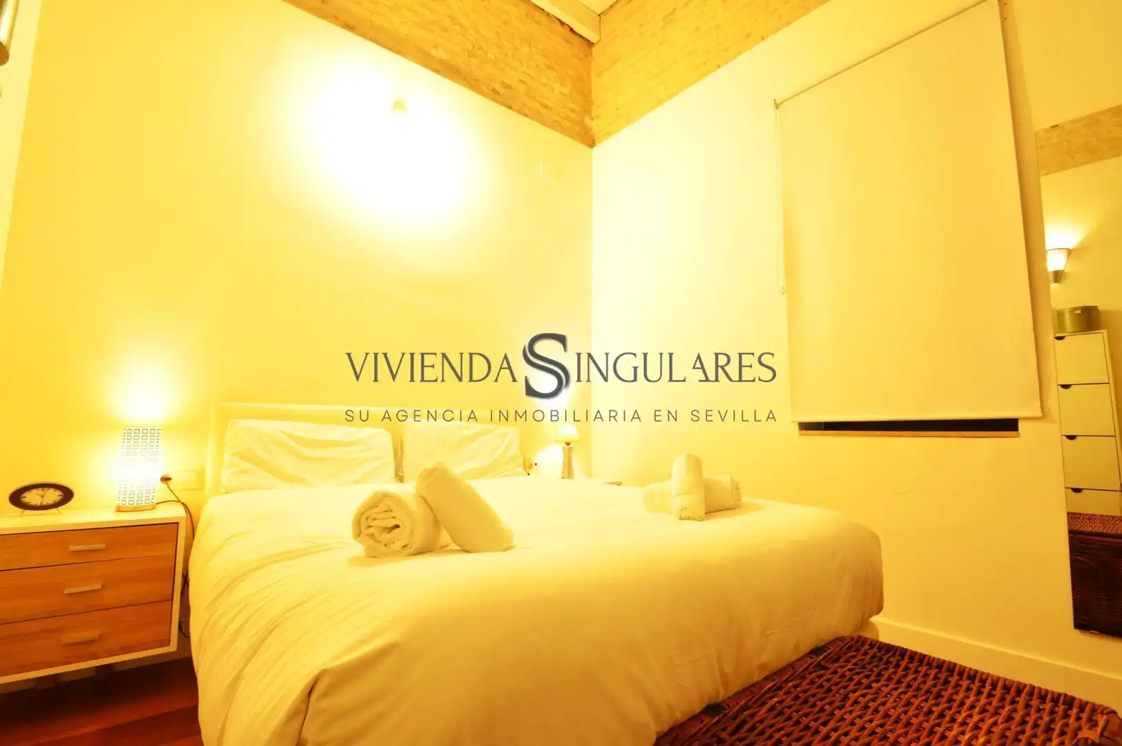 Dormitori de Apartament en venda en Sevilla amb Aire condicionat i Moblat