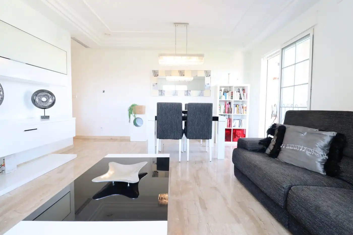 Living room of Flat for rent in Elche / Elx  with Air Conditioner, Heating and Storage room