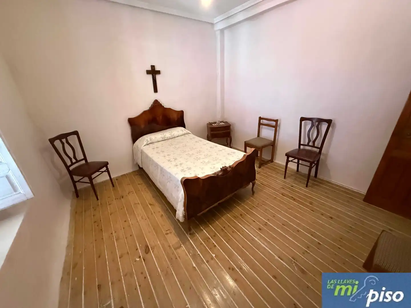 Dormitori de Casa o xalet en venda en Camporredondo amb Jardí privat, Parquet i Terrassa