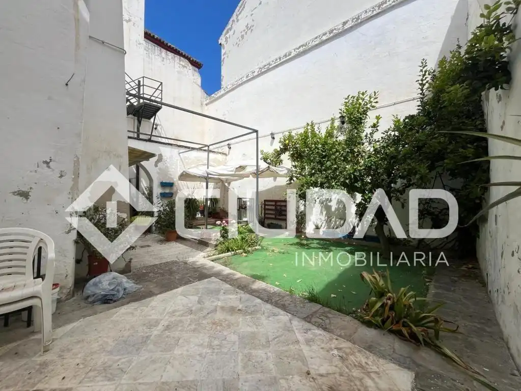 Garden of Houses for sale in Sanlúcar de Barrameda  with Terrace, Storage room and Balcony