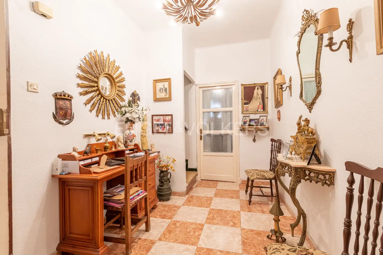 Houses for sale in Sevilla  with Heating, Terrace and Balcony