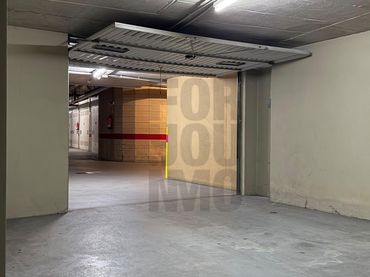 Einzelparkplatz zum Verkauf in Plaza DE IÑAKI ALDABALDE