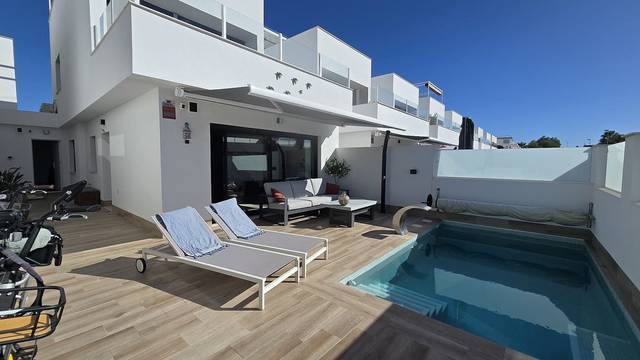 Casa-chalet en Venta en N/A, -1 en San Pedro del Pinatar ciudad