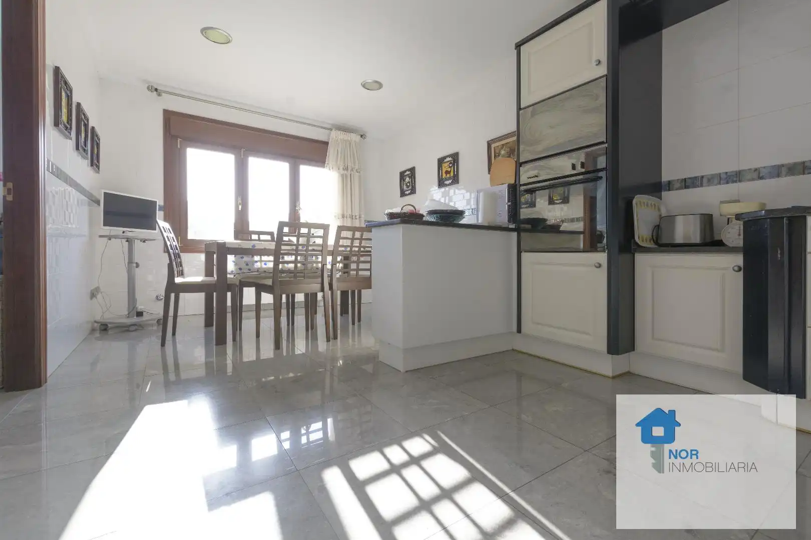 Cuina de Casa o xalet en venda en Liendo amb Terrassa, Traster i Moblat