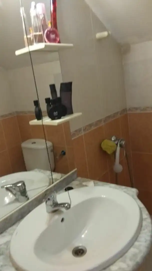 Bany de Casa o xalet en venda en Chozas de Canales amb Calefacció, Jardí privat i Terrassa
