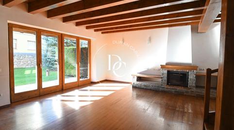 Foto 3 de Casa o xalet en venda a Carrer Barcelona, Bellver de Cerdanya, Lleida