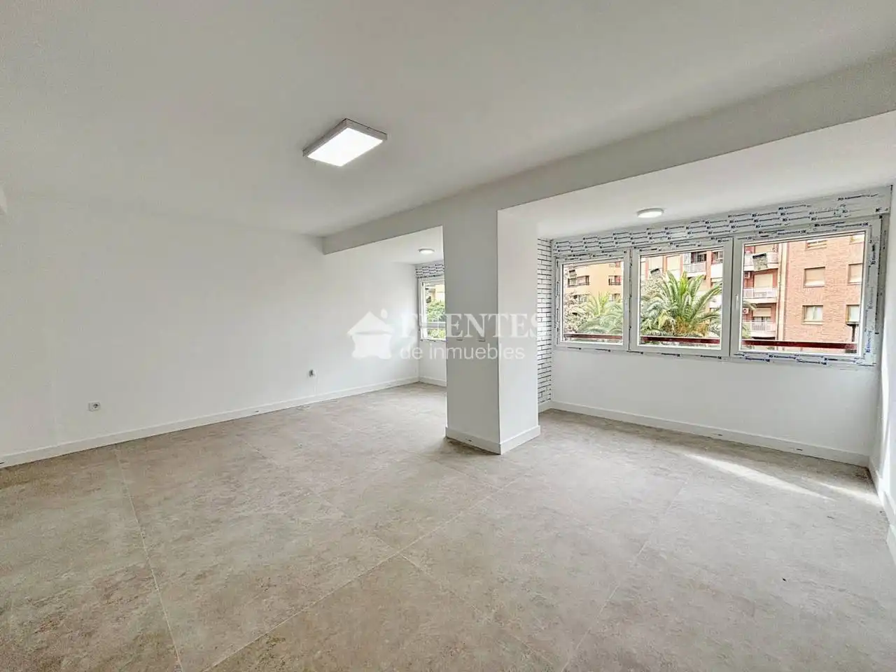 Piso en venta en Alicante / Alacant con Trastero y Alarma