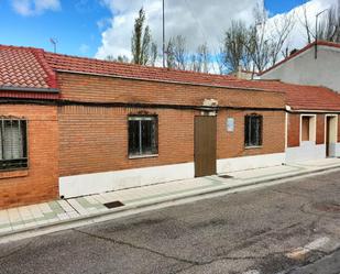 Vista exterior de Casa o xalet en venda en Palencia Capital