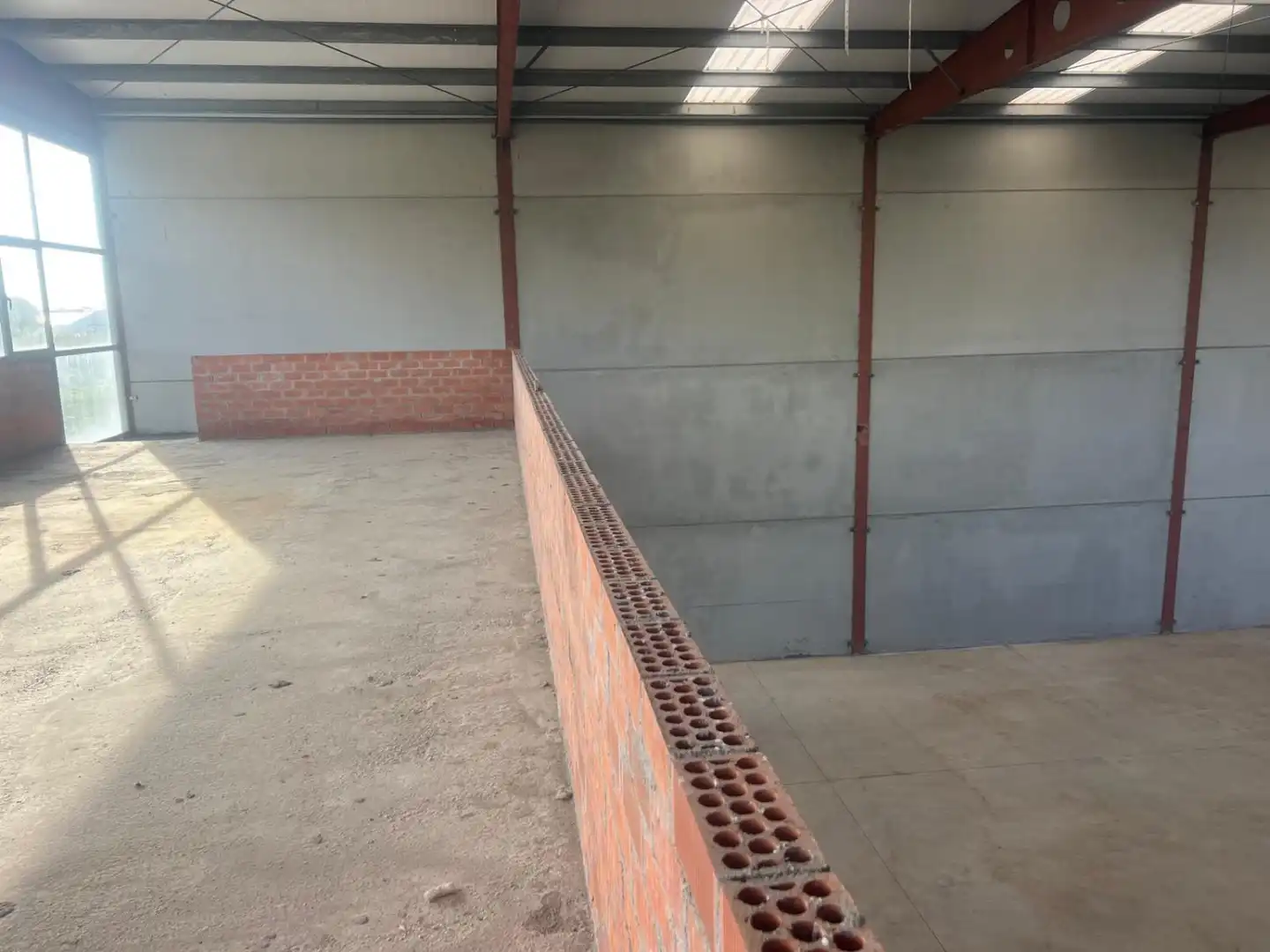 Industrial buildings for rent in Narón