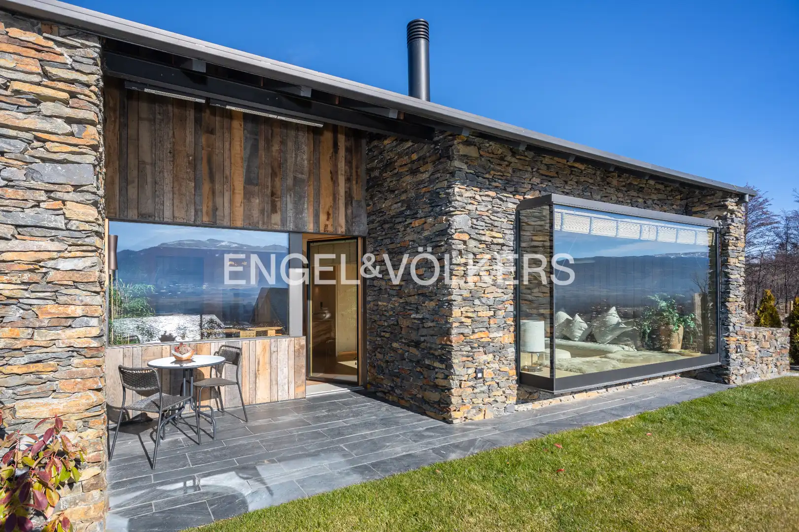 Exterior view of Houses for sale in Ger  with Heating, Private garden and Parquet flooring