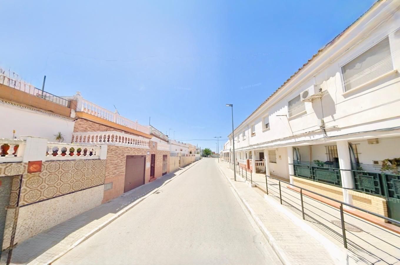Vista exterior de Casa o chalet en venta en Lebrija