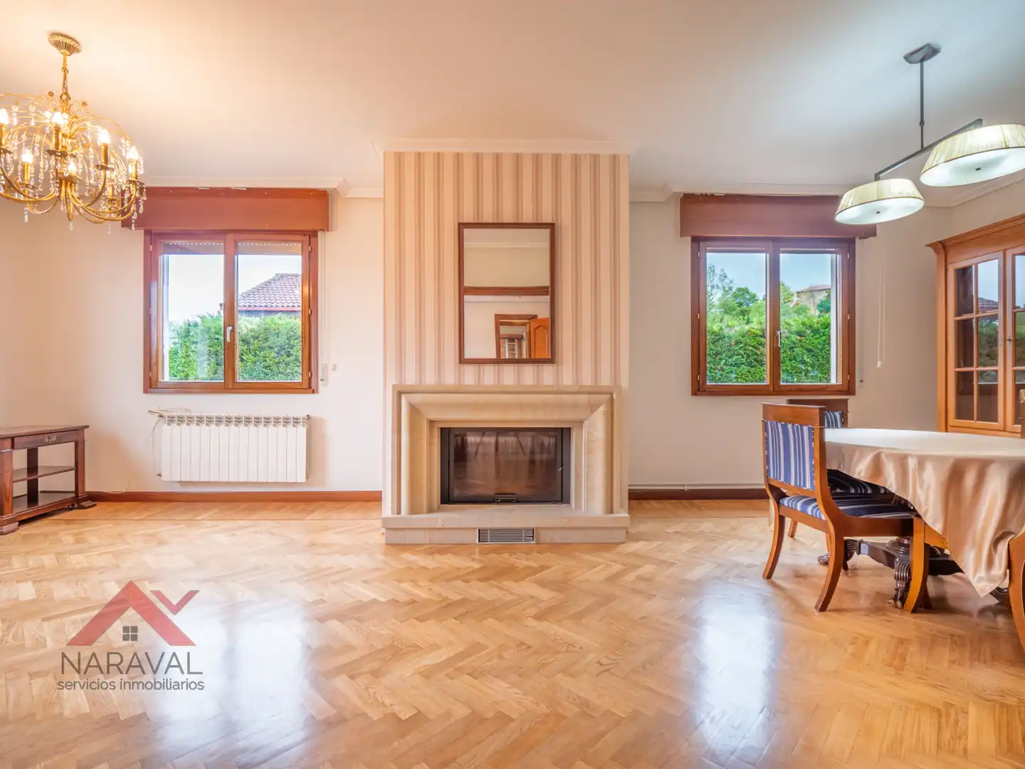 Sala d'estar de Casa o xalet en venda en Zigoitia amb Calefacció, Jardí privat i Parquet