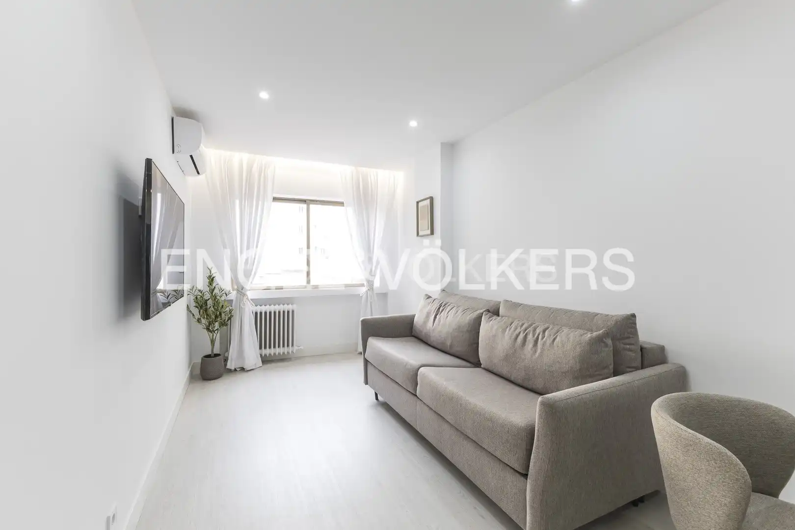 Wohnzimmer von Wohnung zur Miete in Madrid mit Klimaanlage, Heizung und Möbliert