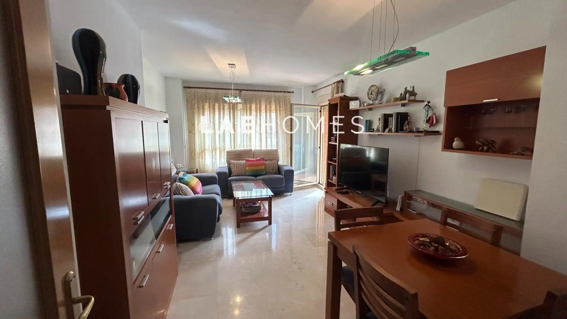Sala d'estar de Pis en venda en Alicante / Alacant amb Jardí privat, Terrassa i Balcó