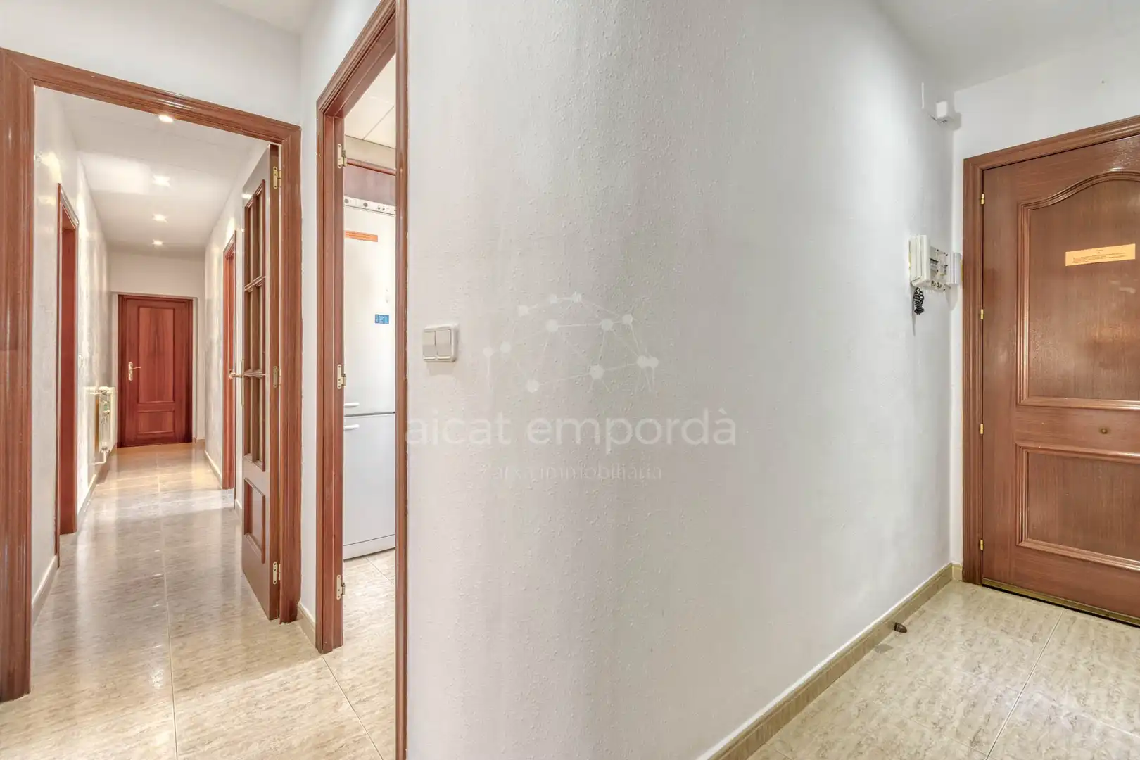 Wohnung zum Verkauf in Roses mit Privatgarten und Terrasse