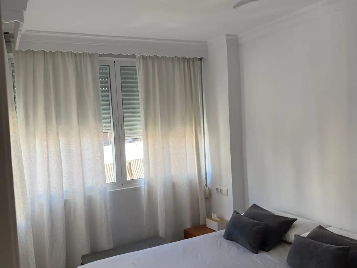 Habitación de Piso en venta en Málaga con Aire acondicionado, Amueblado y Lavadora