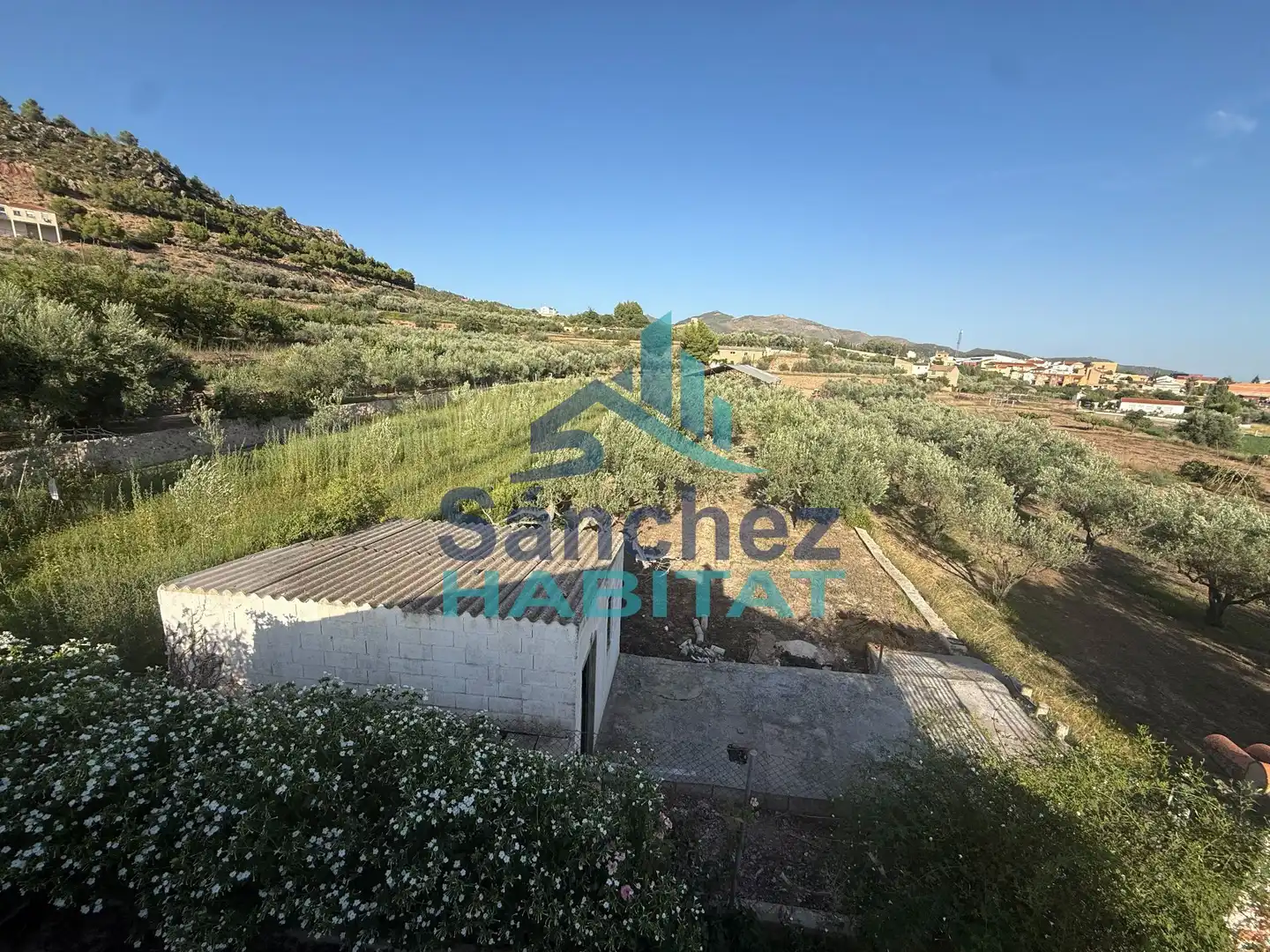 Houses for sale in Chelva  with Private garden, Terrace and Storage room