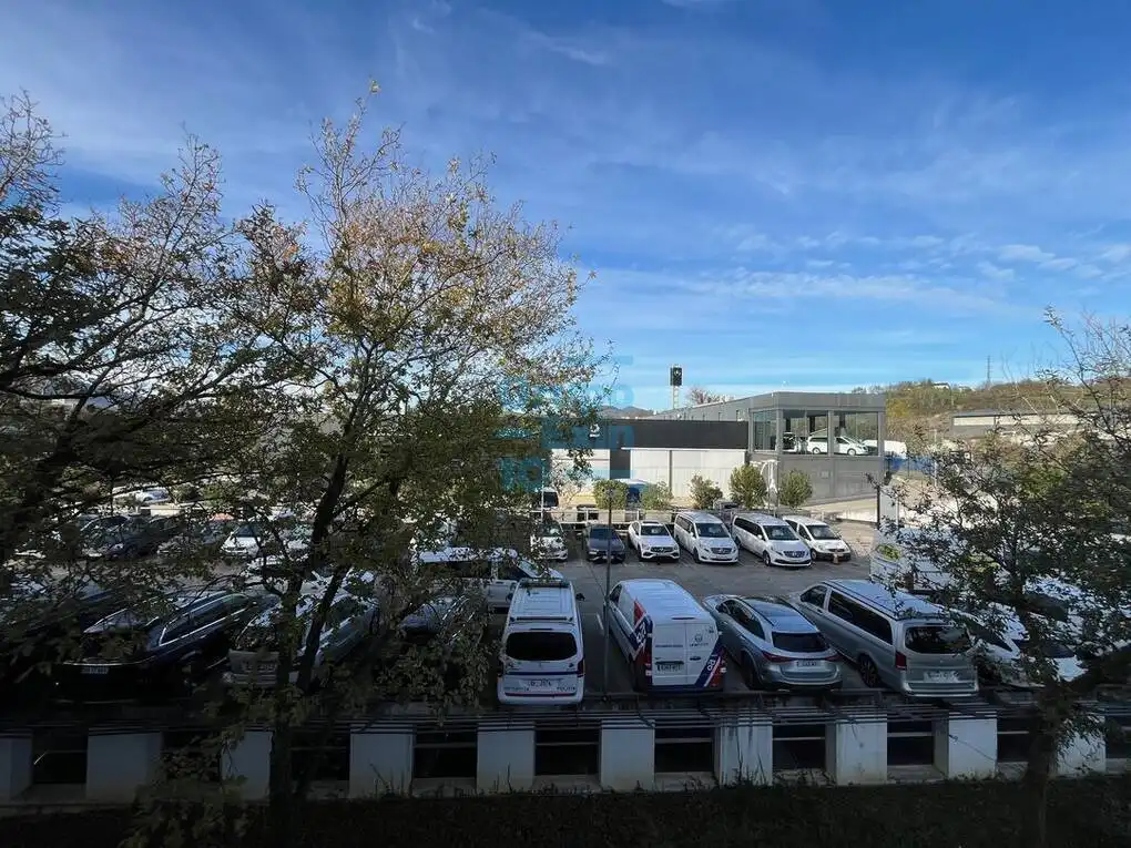 Parkplatz von Büro zur Miete in Donostia - San Sebastián 