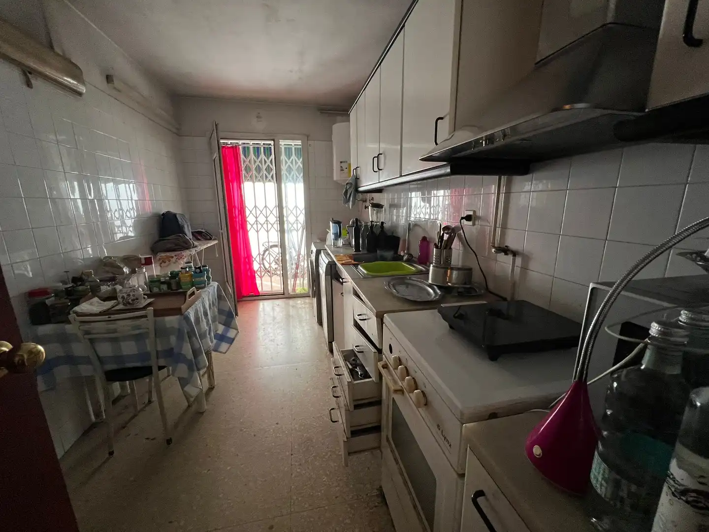 Küche von Wohnung zum Verkauf in Barcelona mit Balkon