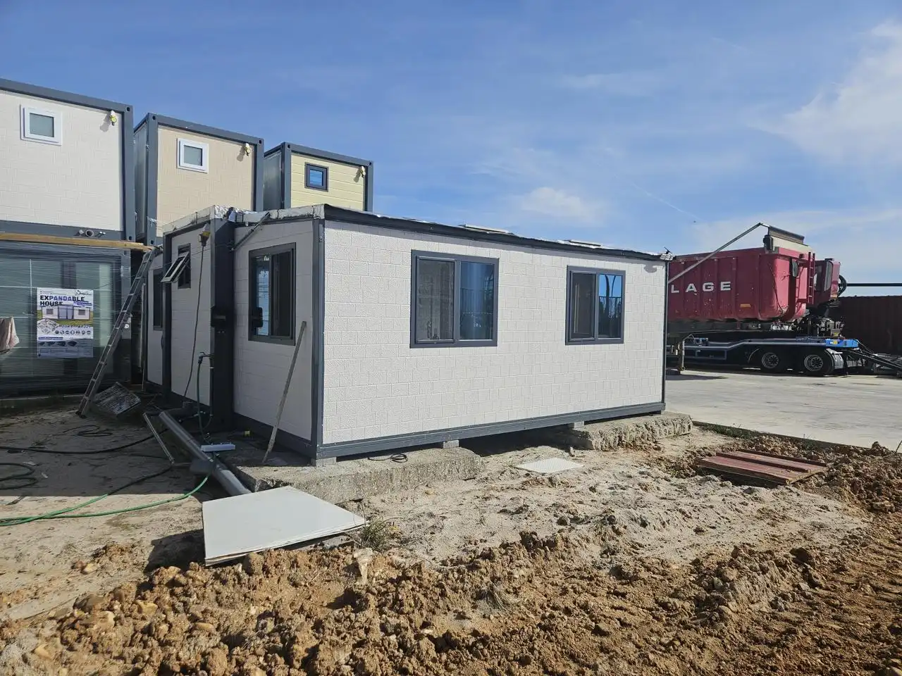 Vista exterior de Casa o chalet en venta en El Casar con Aire acondicionado, Jardín privado y Internet