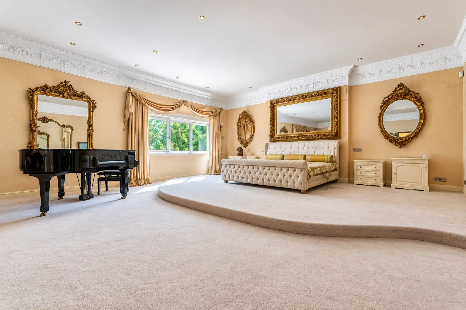 Habitación de Casa o chalet en venta en Madrid con Aire acondicionado, Calefacción y Jardín privado
