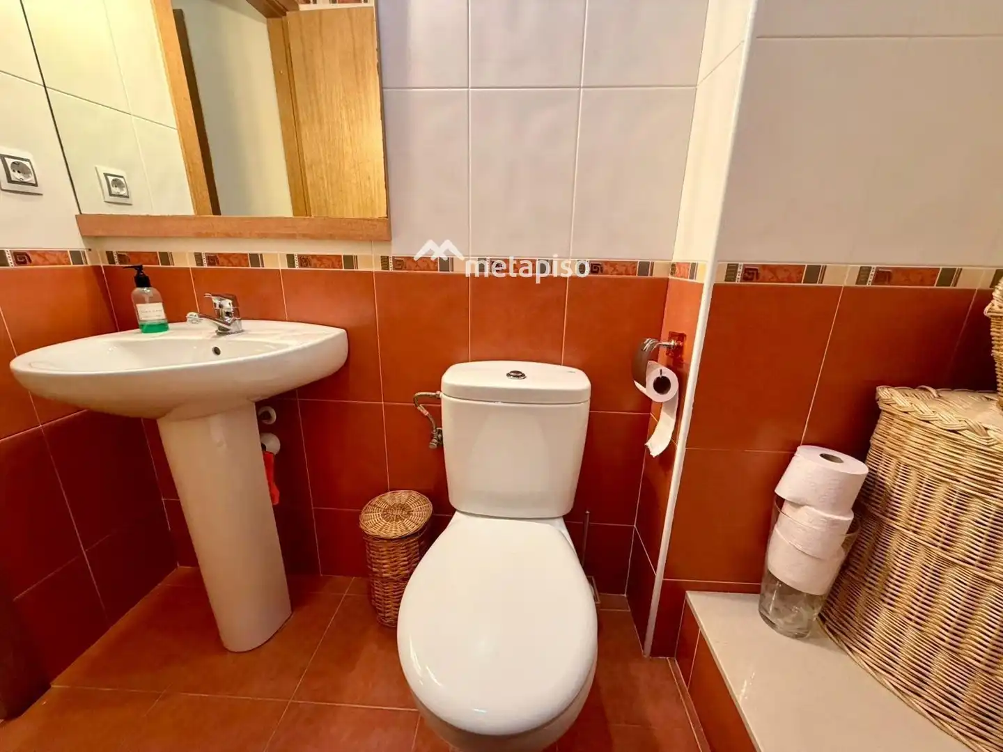 Bany de Casa adosada en venda en Sant Jaume dels Domenys amb Terrassa, Piscina i Piscina comunitària