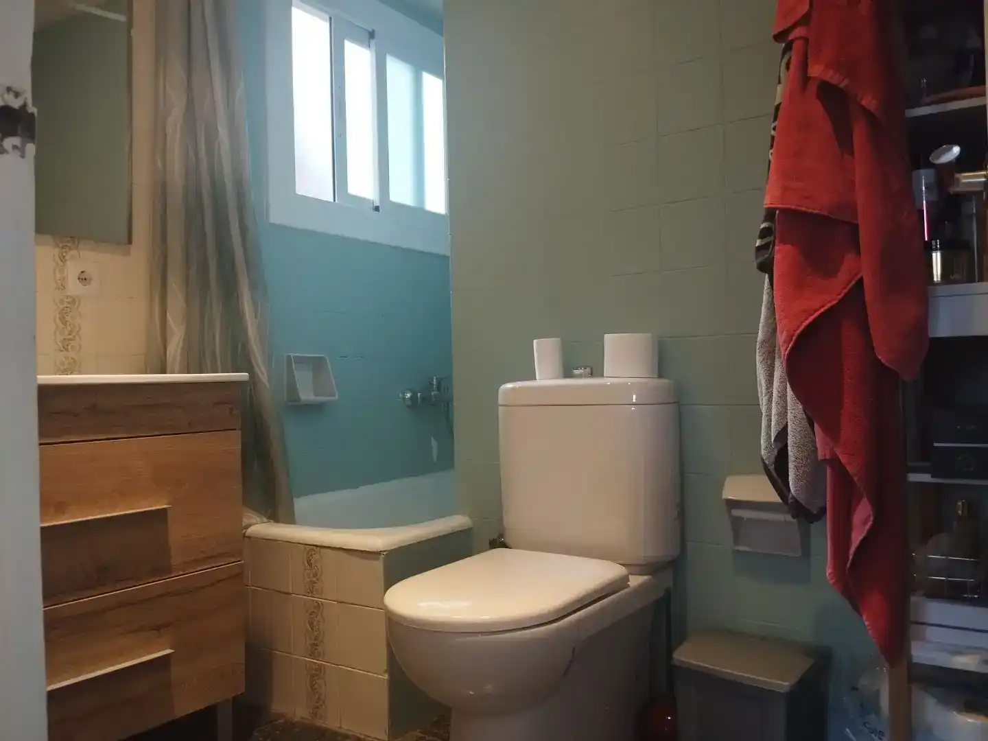 Bathroom of Flat for sale in Girona Capital  with Terrace and Balcony