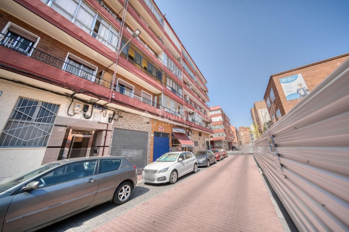 Exterior view of Flat for sale in Valladolid Capital  with Heating