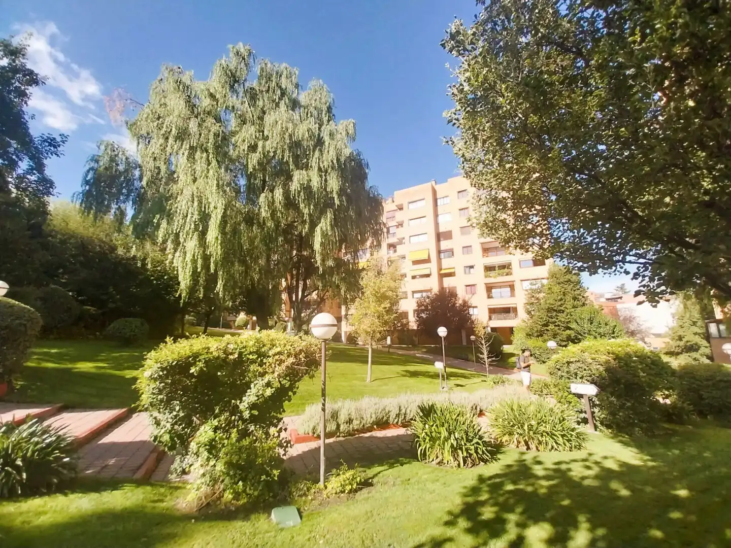 Piso con piscina en venta en Avenida de los Madroños, imagen 41